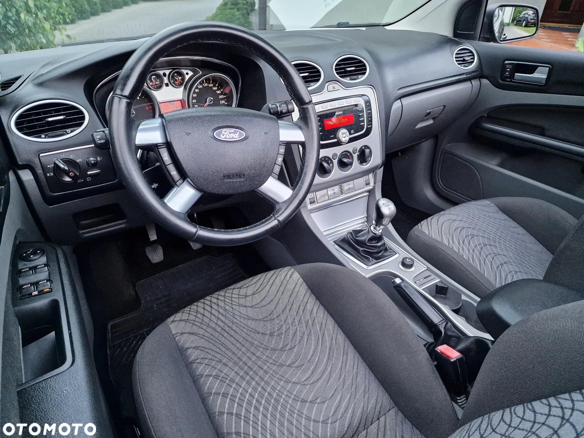 Ford Focus CC 2.0 TDCi Trend - 17