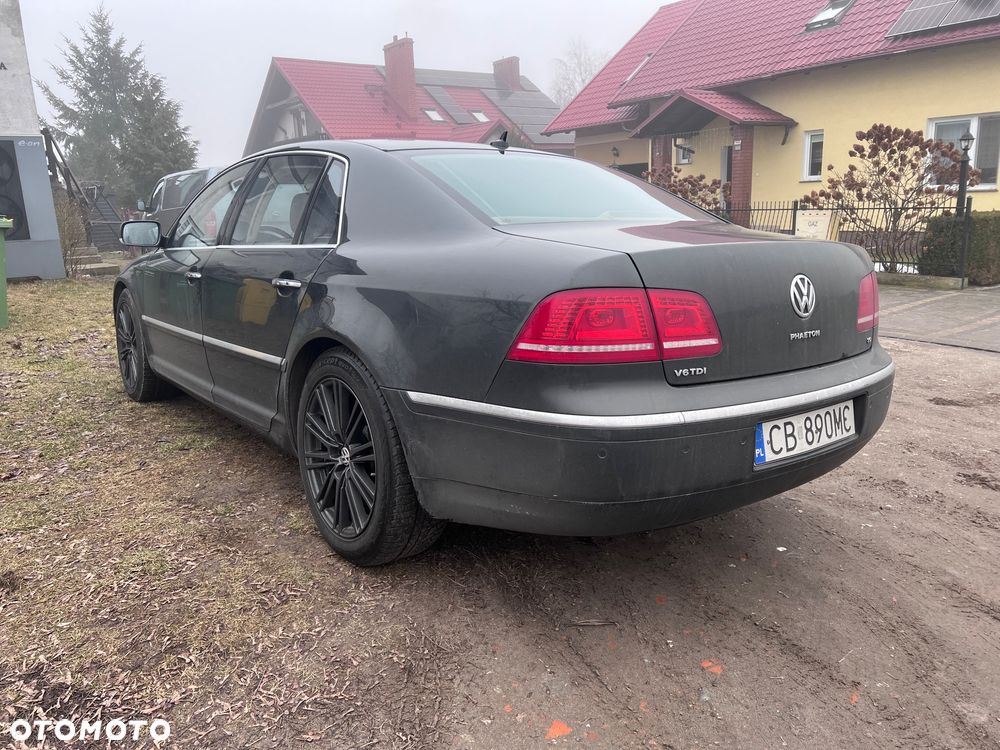 Volkswagen Phaeton - 3