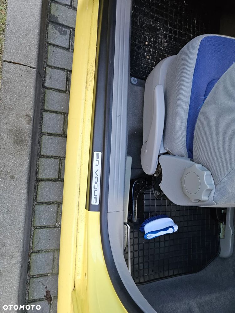 Volkswagen New Beetle 1.9 TDI - 16