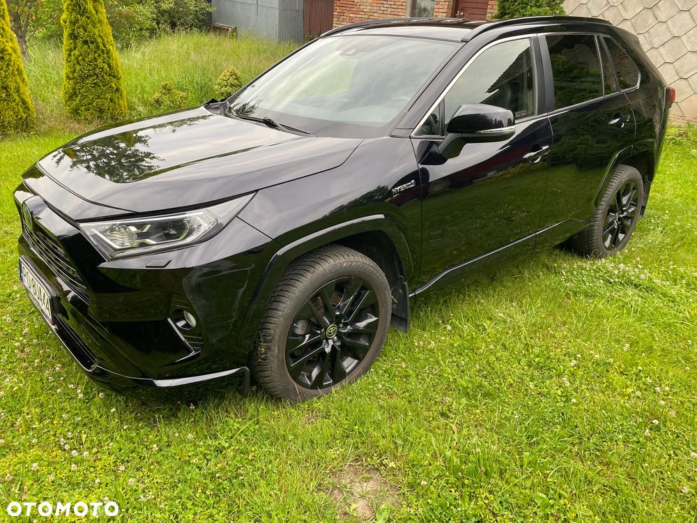 Toyota RAV4 - 1