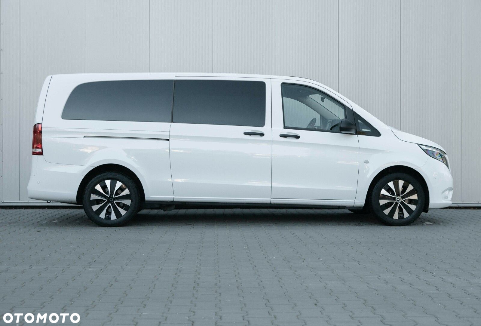Mercedes-Benz Vito - 11