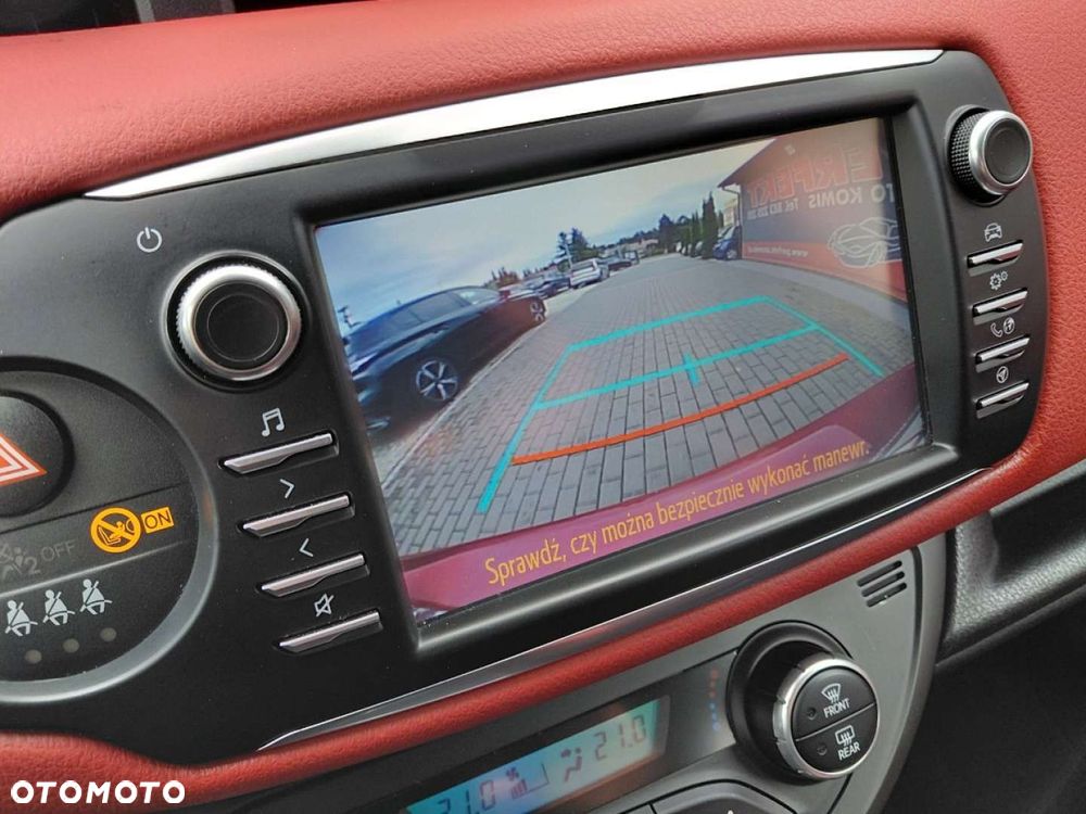 Toyota Yaris - 24