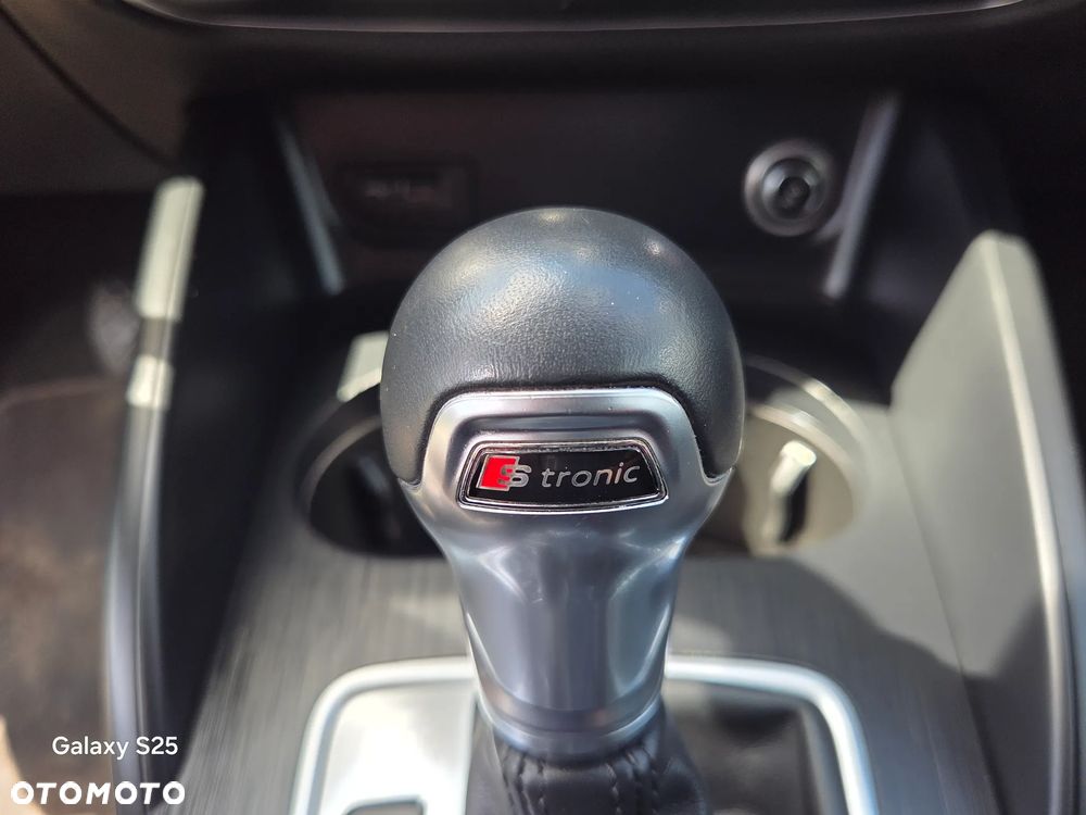 Audi A3 Sportback 40 TFSI quattro S tronic sport - 28