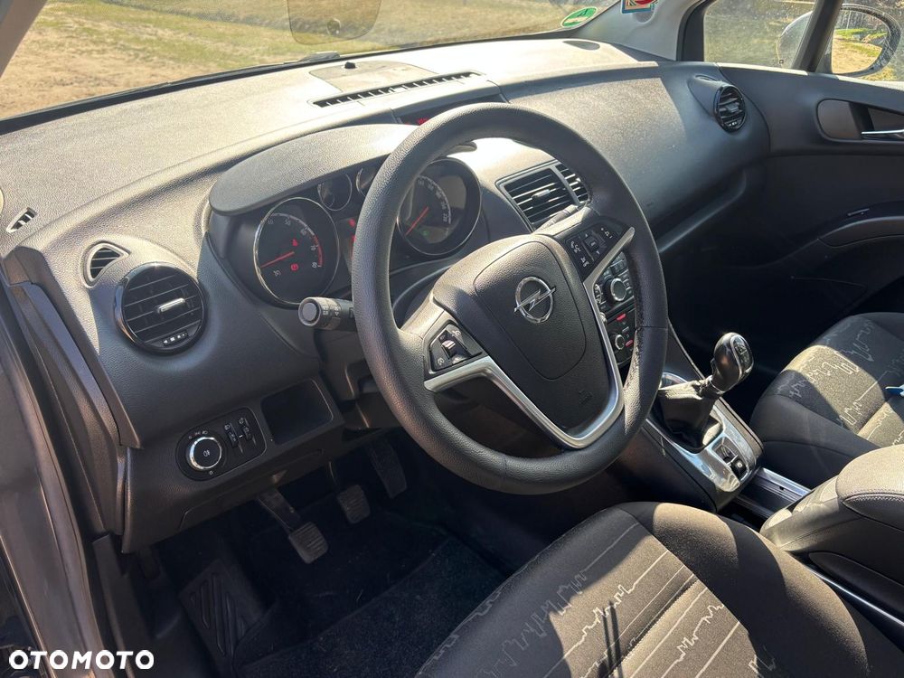 Opel Meriva 1.4 T Cosmo - 24