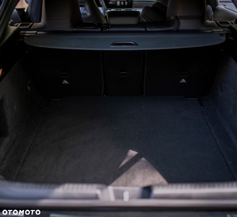 Mercedes-Benz CLA 200 AMG Line 7G-DCT - 7