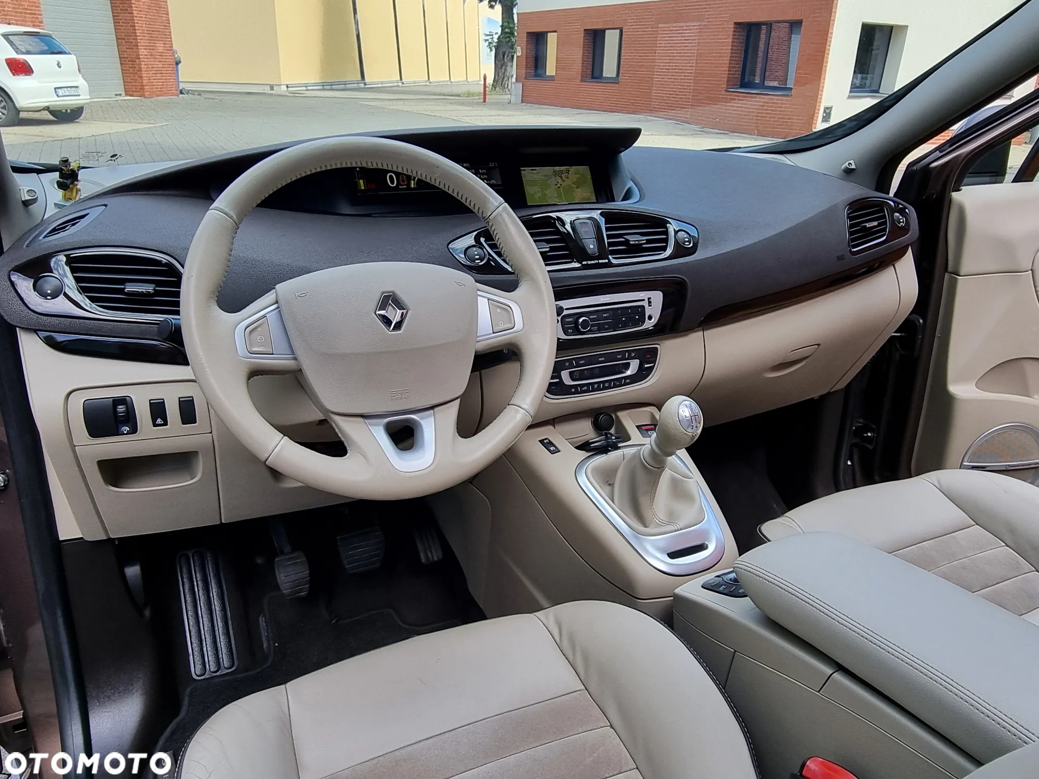 Renault Grand Scenic Gr 1.4 16V TCE Bose Edition - 28