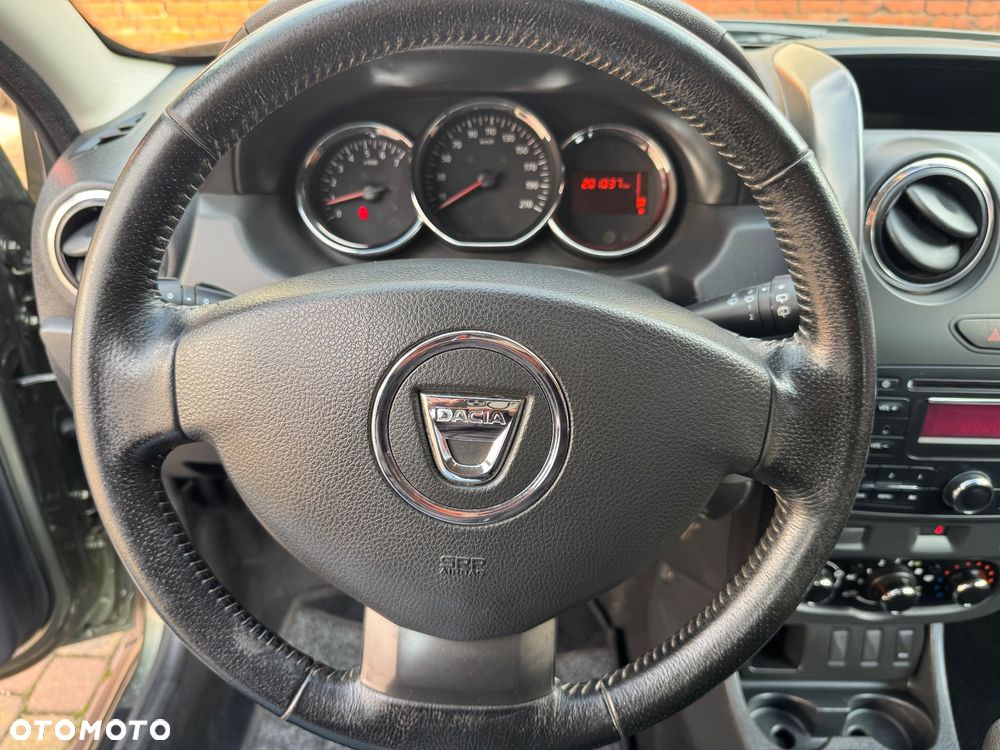 Dacia Duster 1.6 16V 105 4x2 Laureate - 23