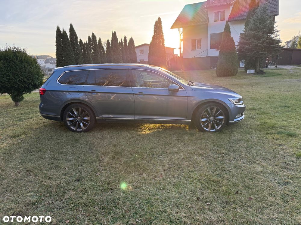 Volkswagen Passat - 4