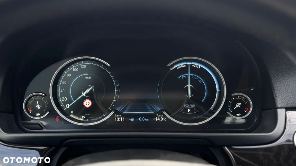 BMW Seria 5 525d xDrive Luxury Line - 27