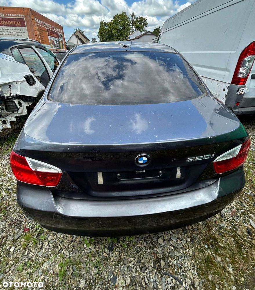 KLAPA BAGAŻNIKA BMW E90 KOLOR SPARKLING GRAPHITE A22 - 3