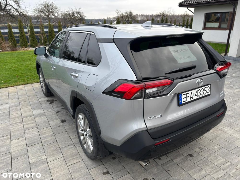 Toyota RAV4 - 4