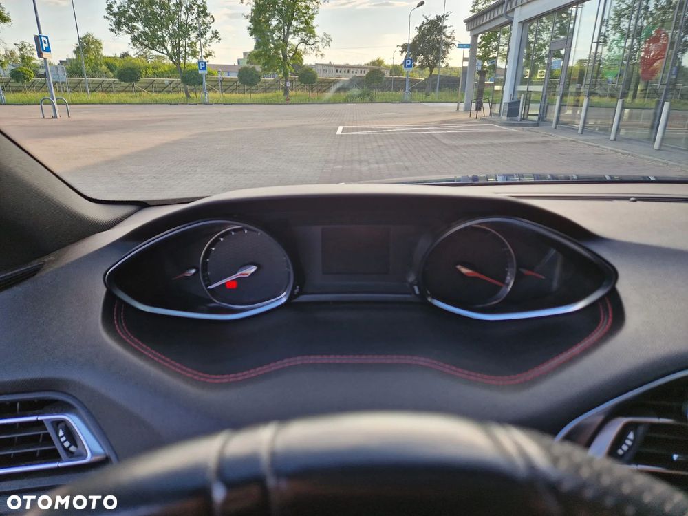Peugeot 308 - 21