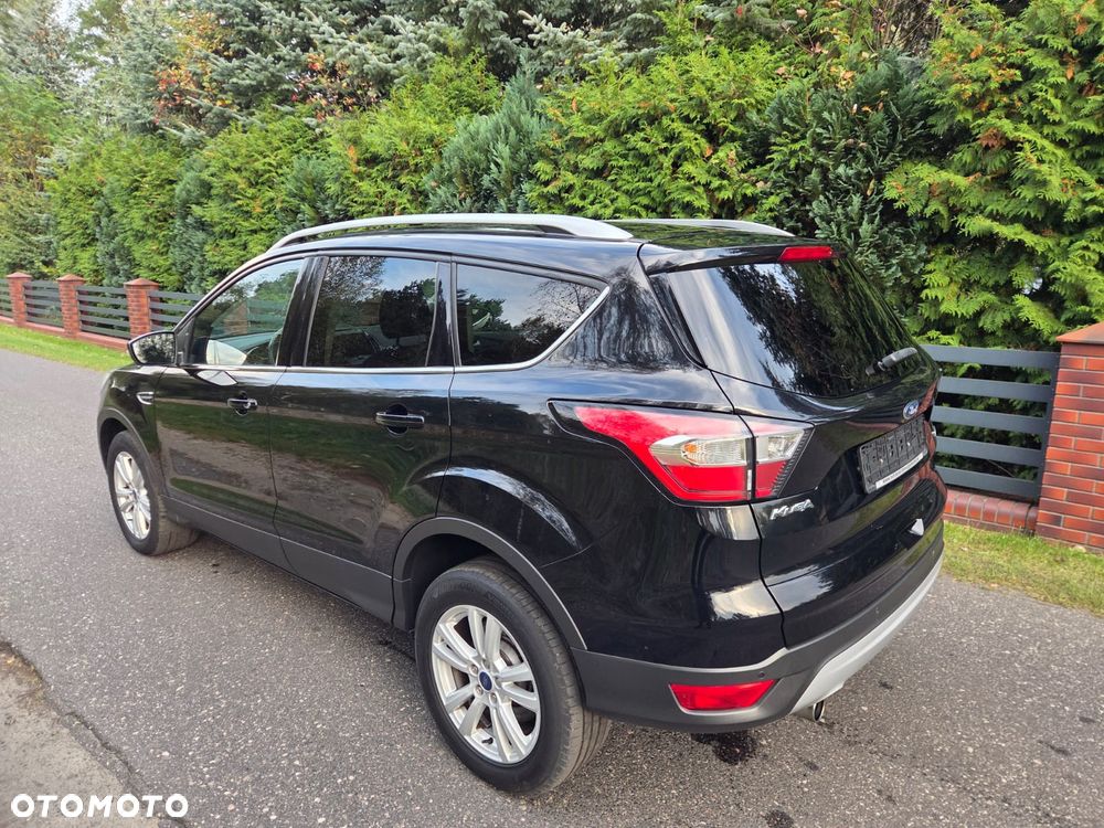 Ford Kuga - 4