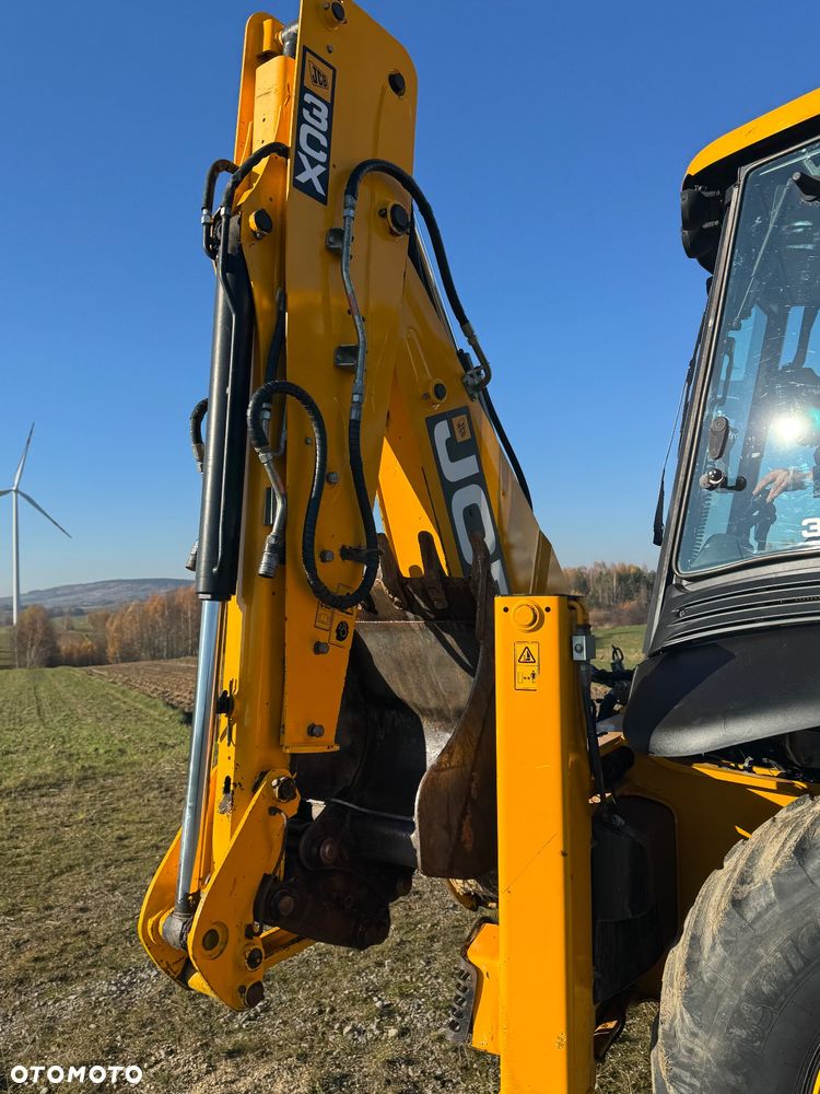 JCB 3CX / KOPARKO-ŁADOWARKA / 2019 ROK / 4200 MTH / KLIMATYZACJA / SPROWADZONA - 30