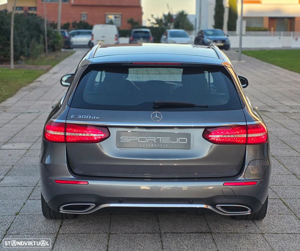 Mercedes-Benz E 300 de 9G-TRONIC AMG Line - 7