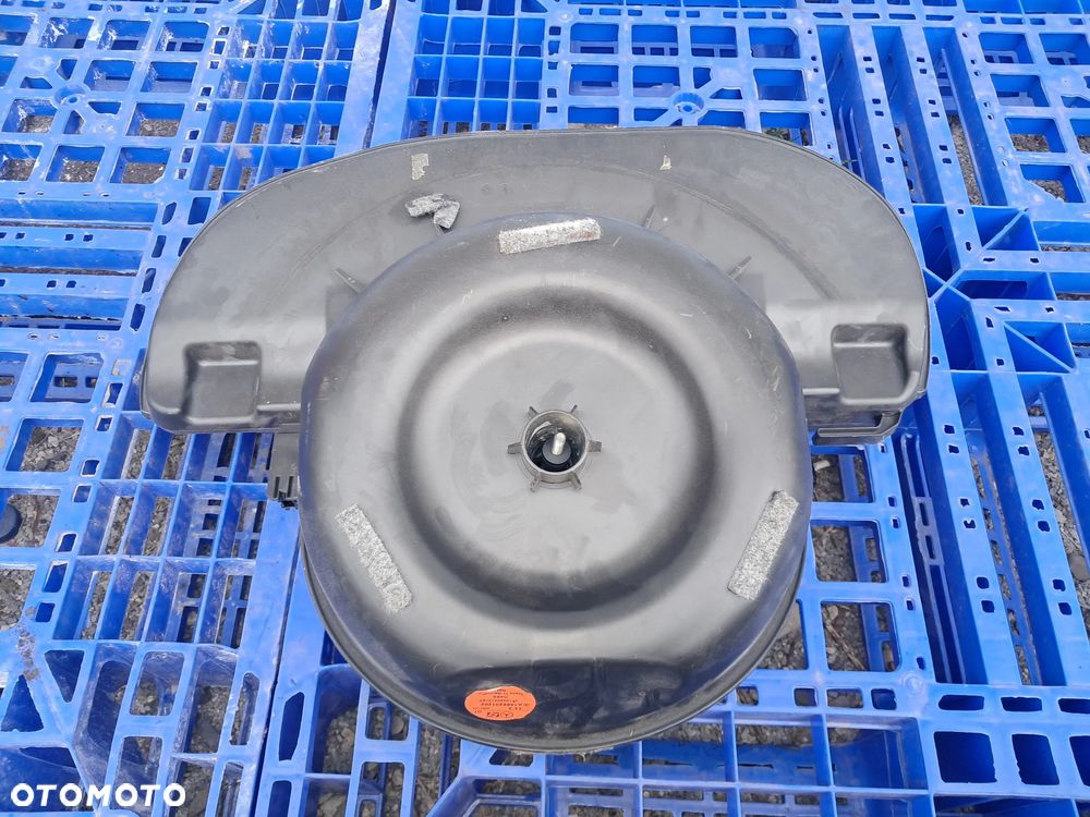 Mercedes-Benz A200 W169 2.0 Benzyna Subwoofer A 169 820 12 02 - 3