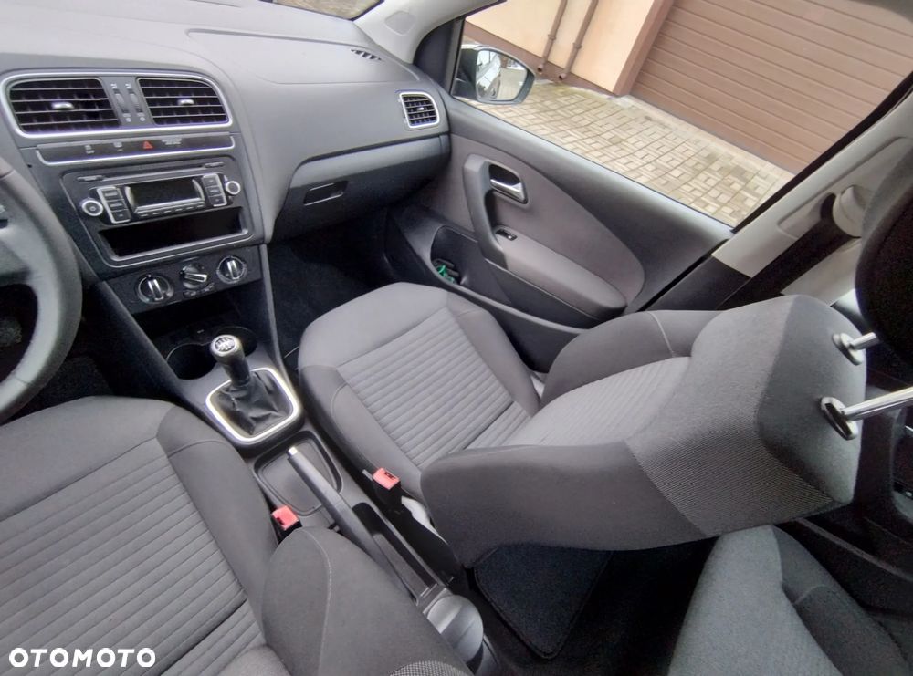 Volkswagen Polo 1.4 16V Comfortline - 37