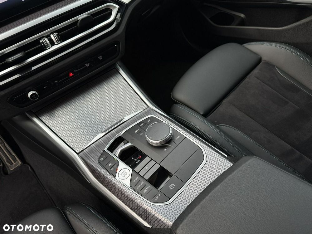 BMW Seria 3 318i M Sport - 20