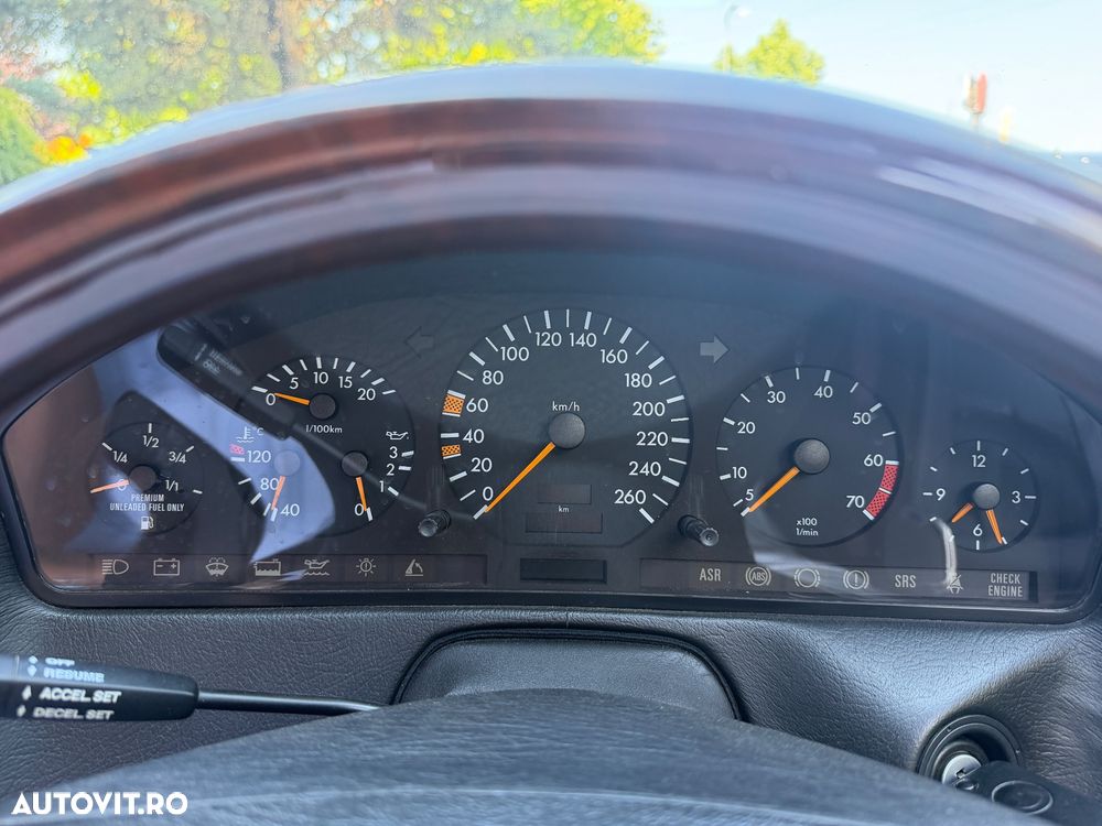 Mercedes-Benz SL - 11
