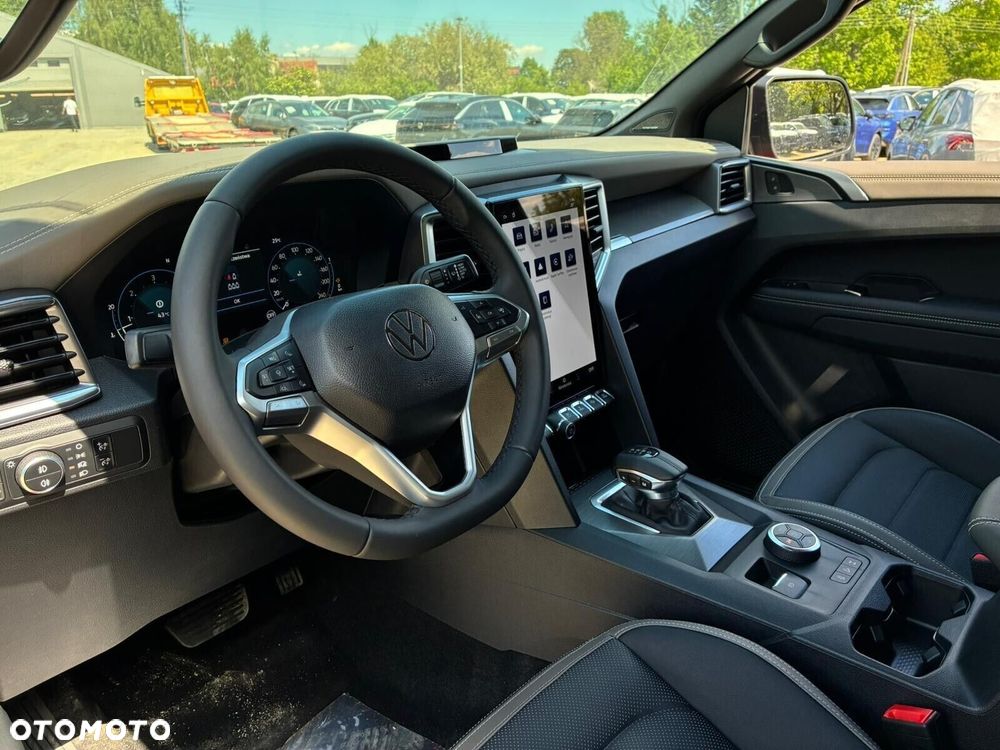 Volkswagen Amarok - 11