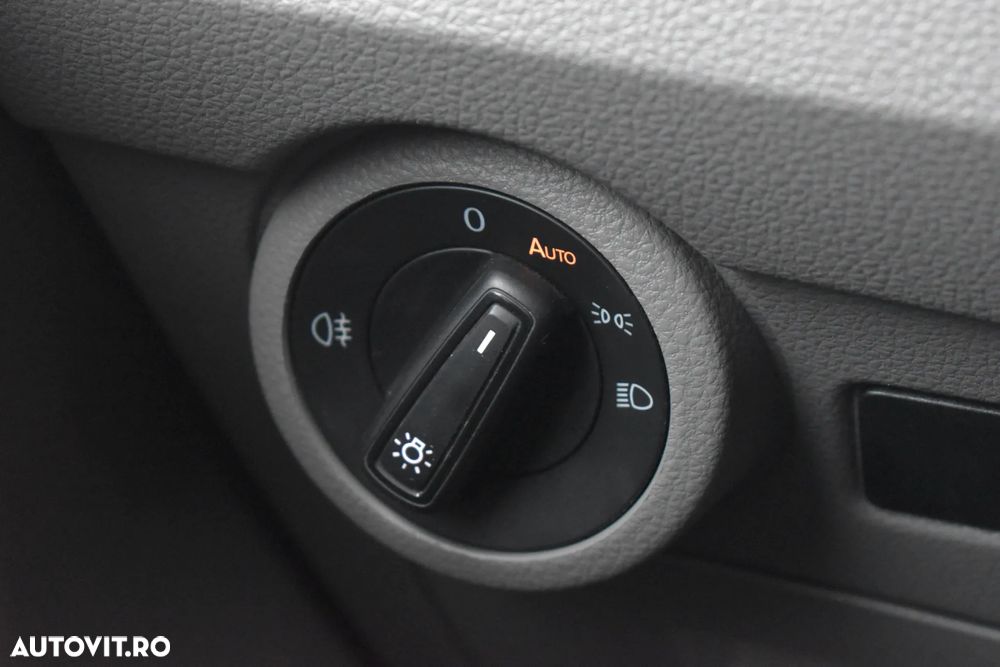 Volkswagen Transporter Kombi TDI Lang DSG - 37