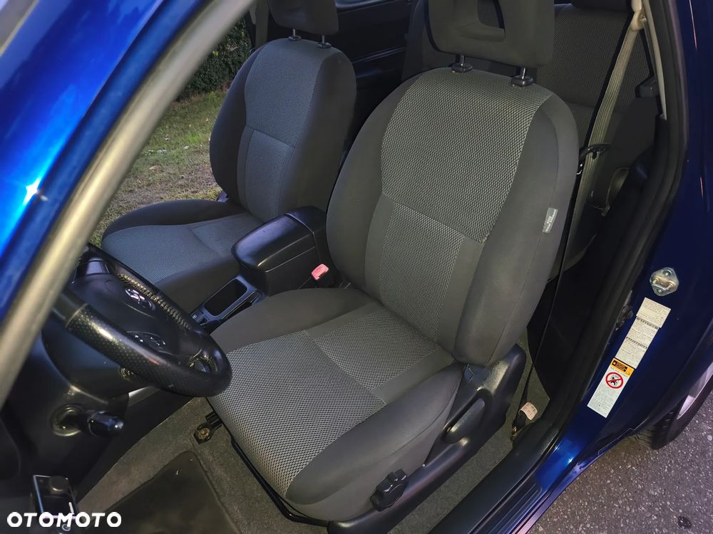 Toyota RAV4 2.0 D-4D Sol - 14