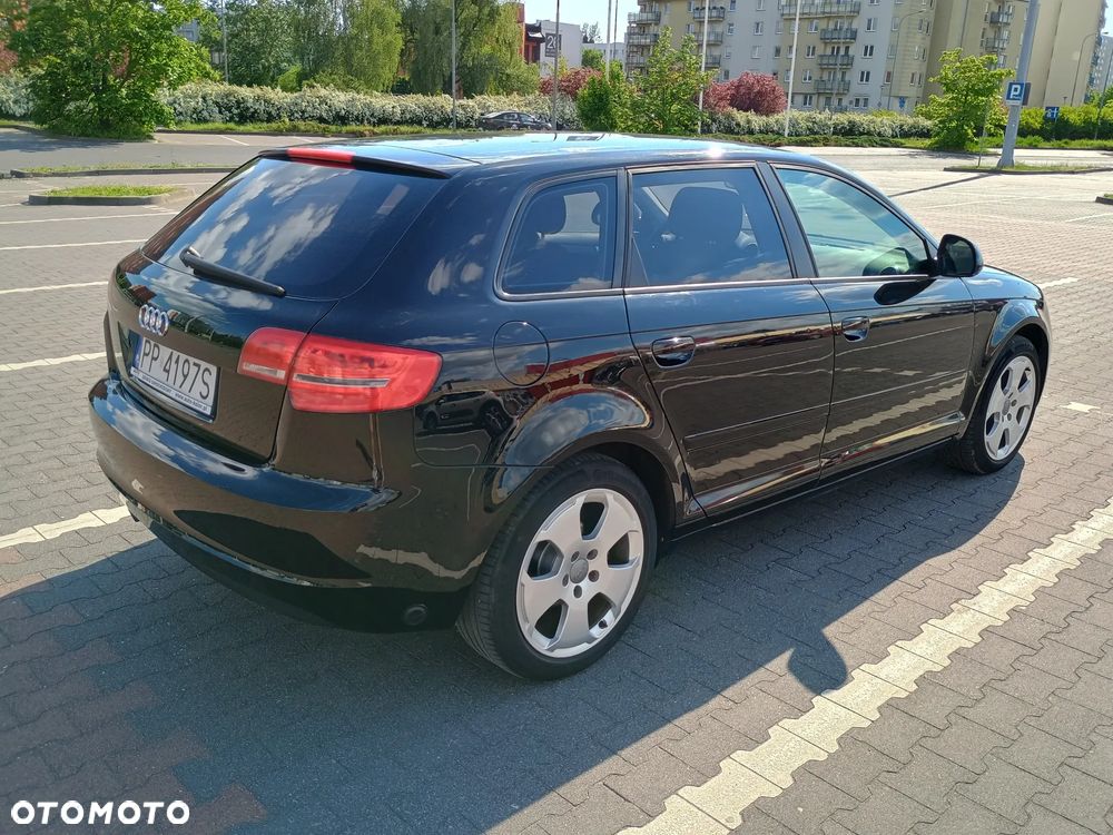 Audi A3 Sportback 1.6 Attraction - 3