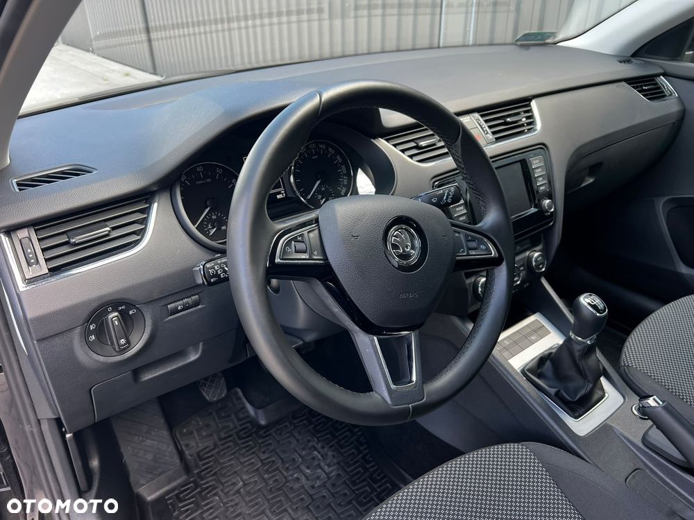 Skoda Octavia 1.4 TSI Ambition - 29