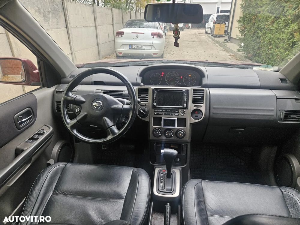 Nissan X-Trail 2.0 Elegance Aut - 6