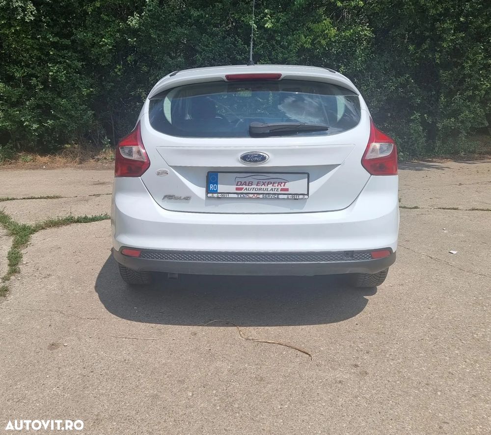 Ford Focus 1.6 TDCI DPF Trend - 14