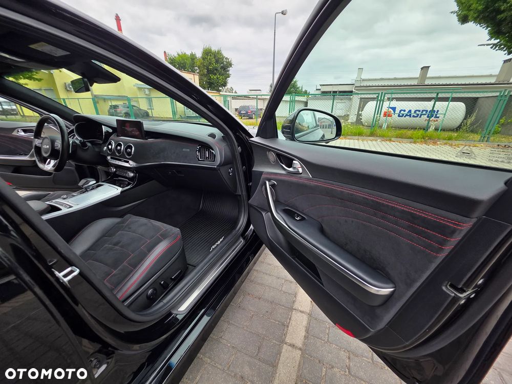 Kia Stinger 3.3 T-GDI V6 GT Prestige Line AWD - 10