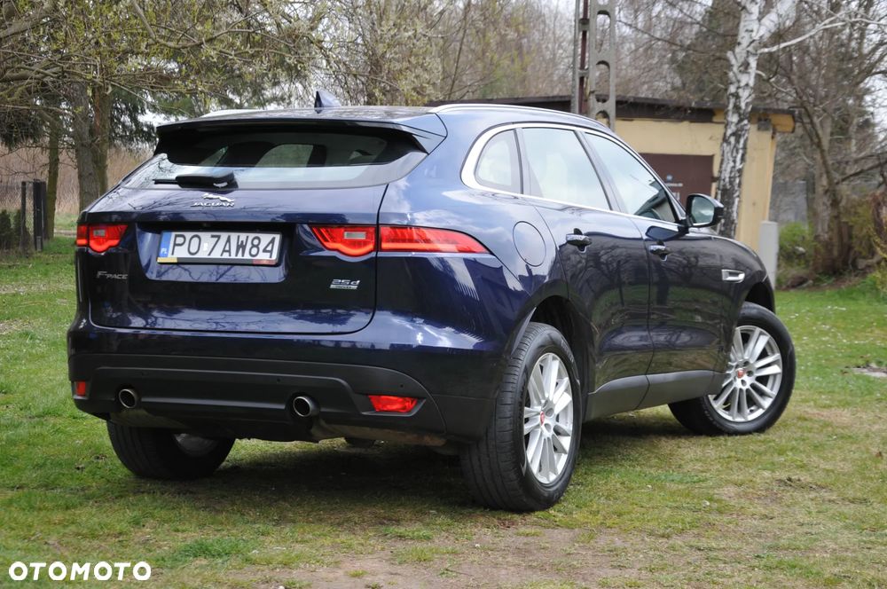 Jaguar F-Pace 2.0 i4D AWD Chequered Flag - 10
