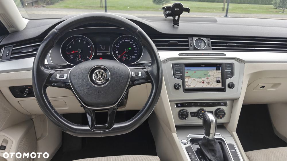 Volkswagen Passat 1.8 TSI BMT Comfortline DSG - 12