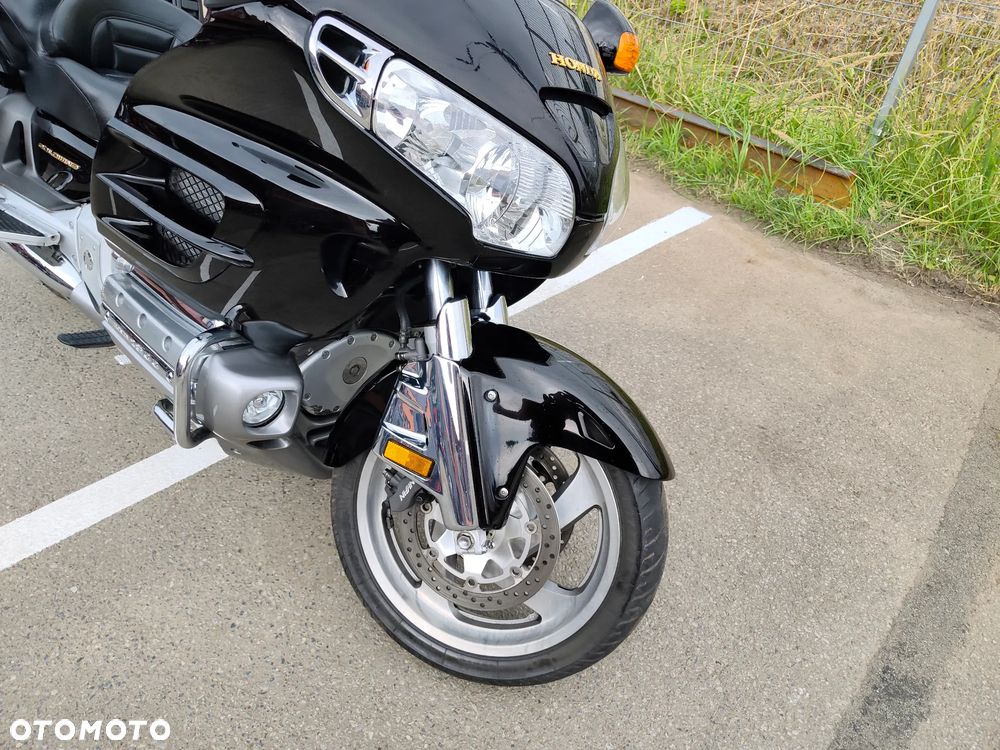 Honda GL - 4