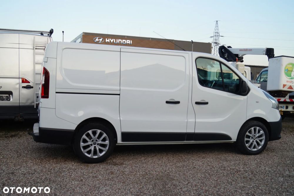 Renault Trafic - 9