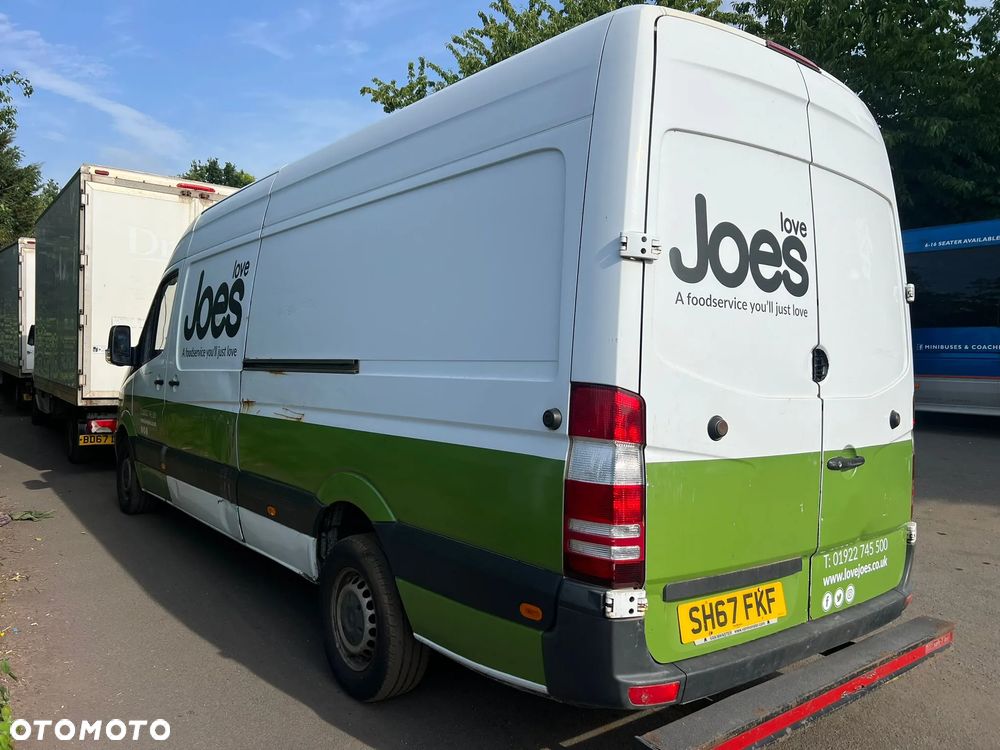 Mercedes-Benz Sprinter - 3
