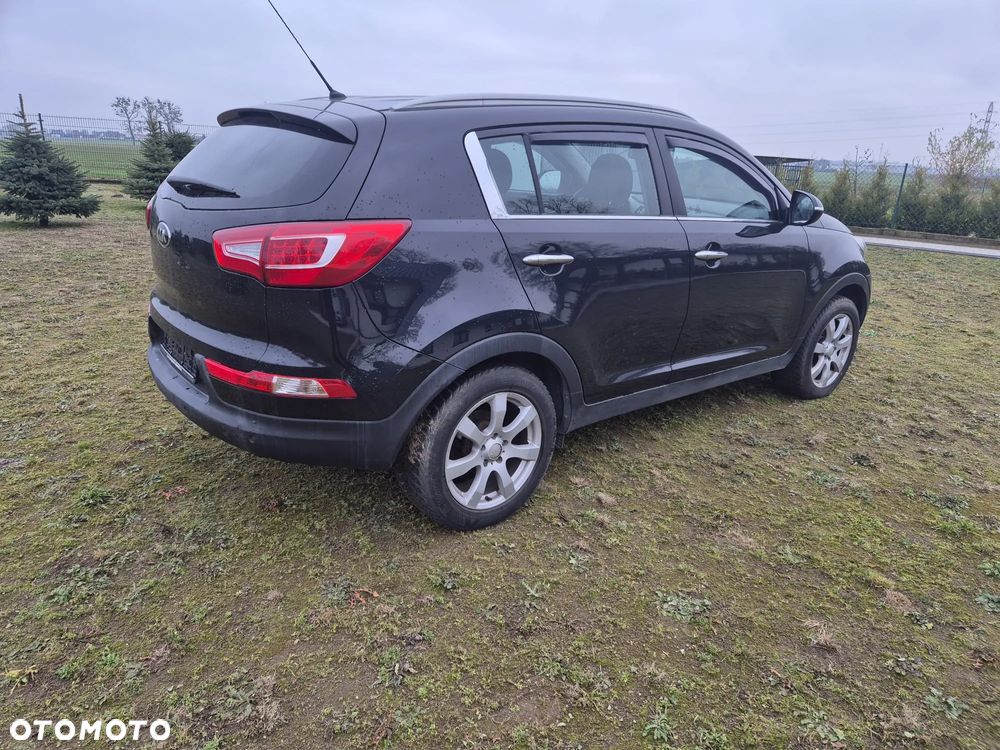 Kia Sportage 2.0 CVVT 2WD Attract - 12