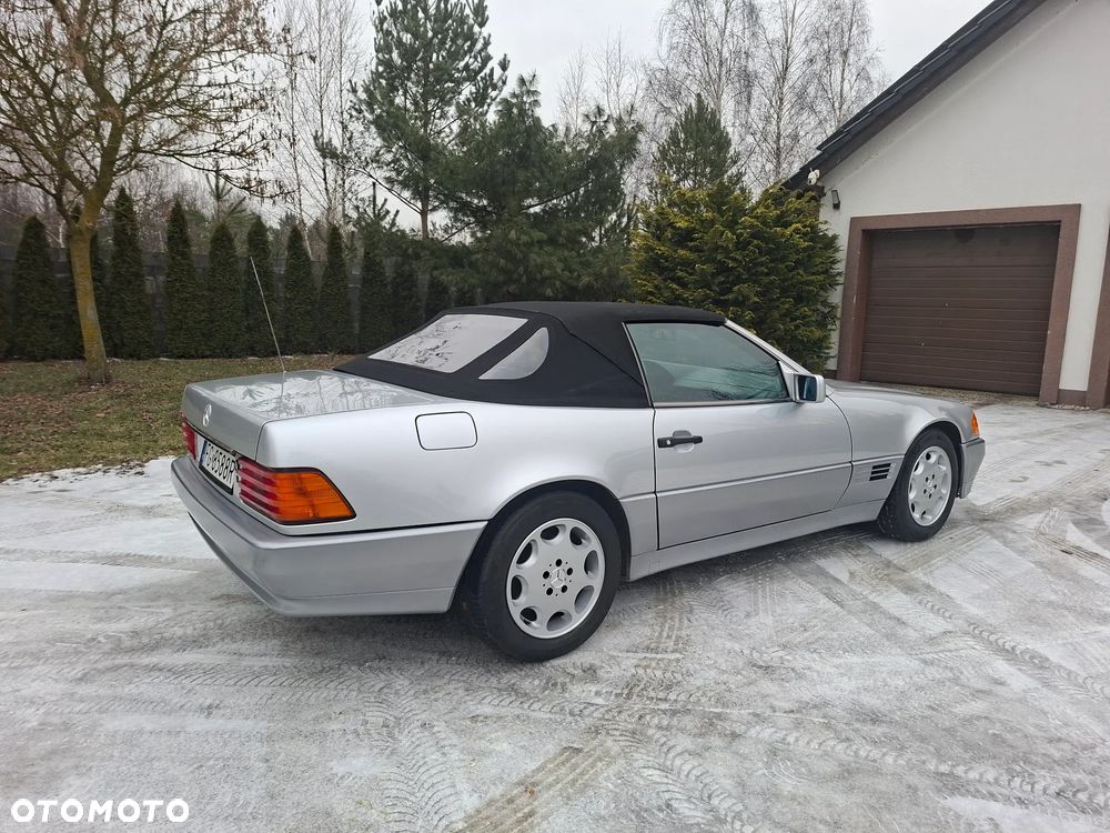 Mercedes-Benz SL - 16