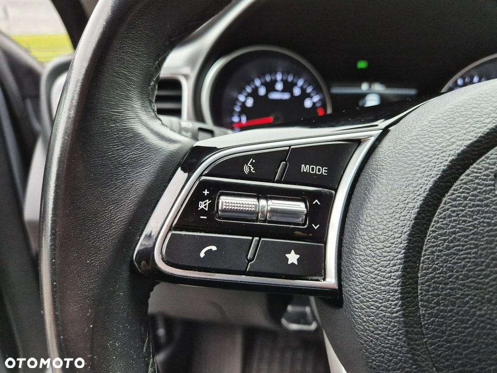 Kia Ceed 1.5 T-GDI M DCT - 24