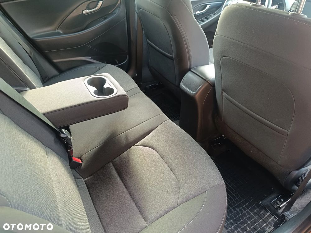 Hyundai i30 1.0 T-GDI Smart - 16