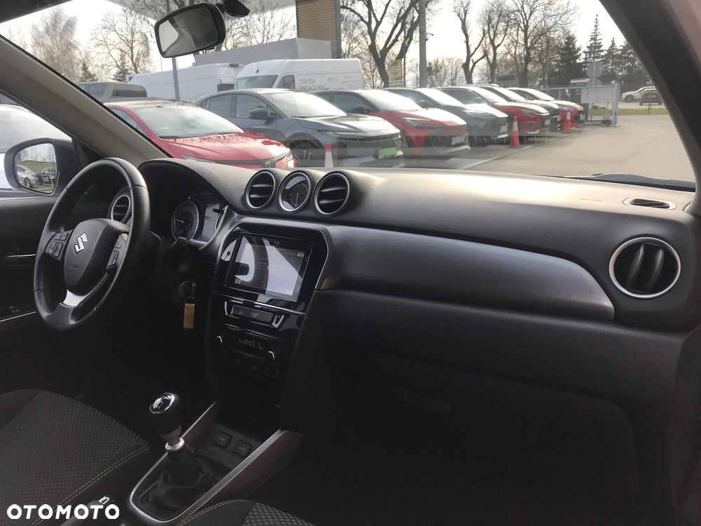 Suzuki Vitara 1.4 Boosterjet Premium 2WD - 19