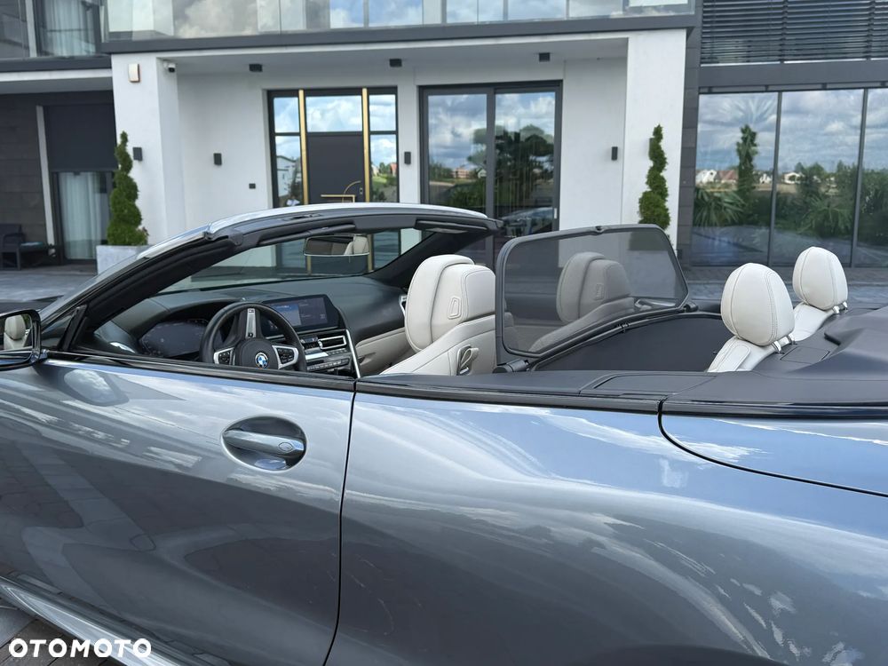 BMW Seria 8 M850i xDrive - 10