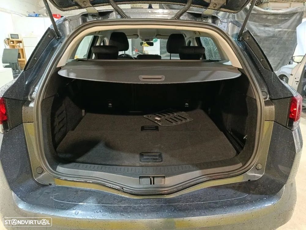 Renault Mégane Sport Tourer 1.5 Blue dCi Equilibre EDC - 10