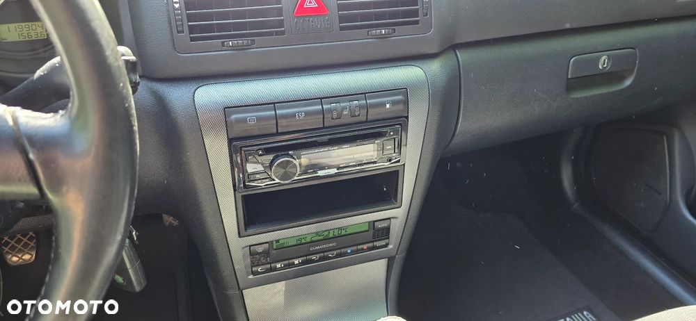 Skoda Octavia 1.6 IMPULS EDITION - 17