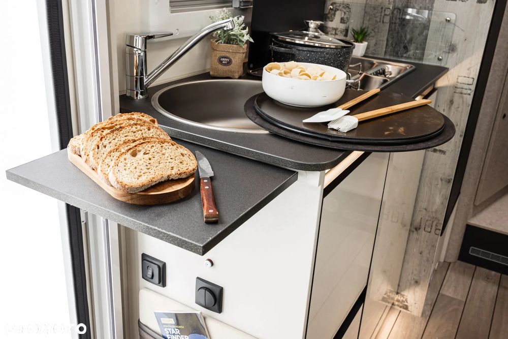 McLOUIS SLIM 339 UKŁAD ŁÓŻEK NIEMIECKICH GARAZ 6,69M 2.0 4 OSOBOWY - 15