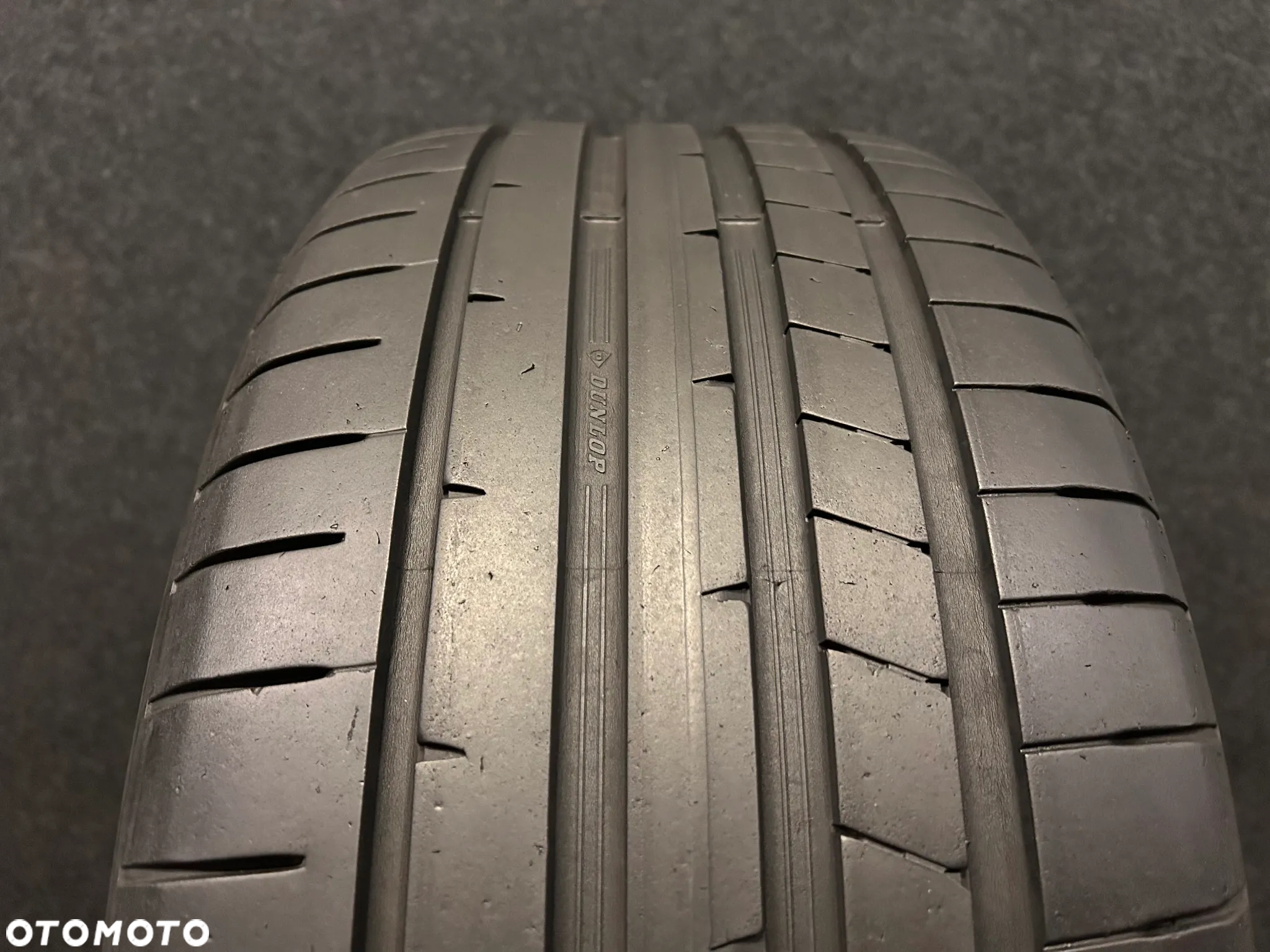 Dunlop Sport Maxx RT2 255/45/18 103Y XL 1szt. - 2