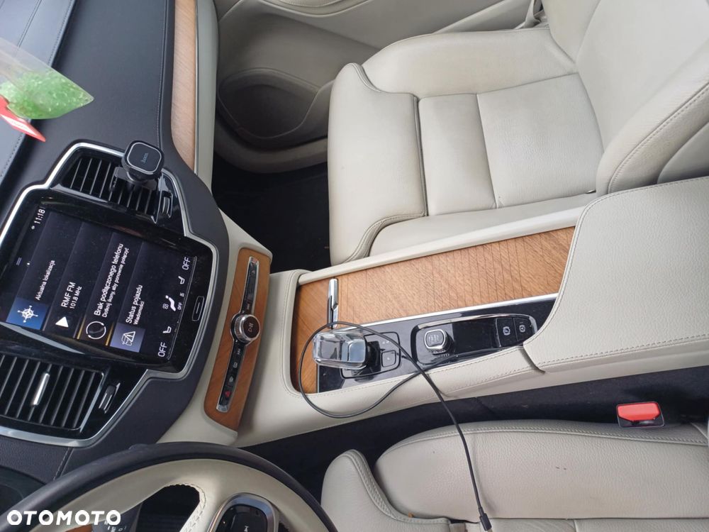 Volvo XC 90 B5 D AWD Inscription 7os - 21