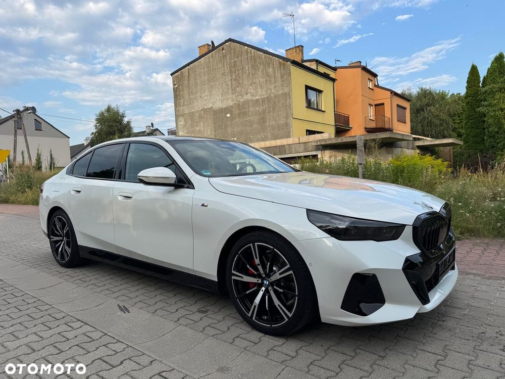 BMW Seria 5 520d xDrive mHEV M Sport - 16