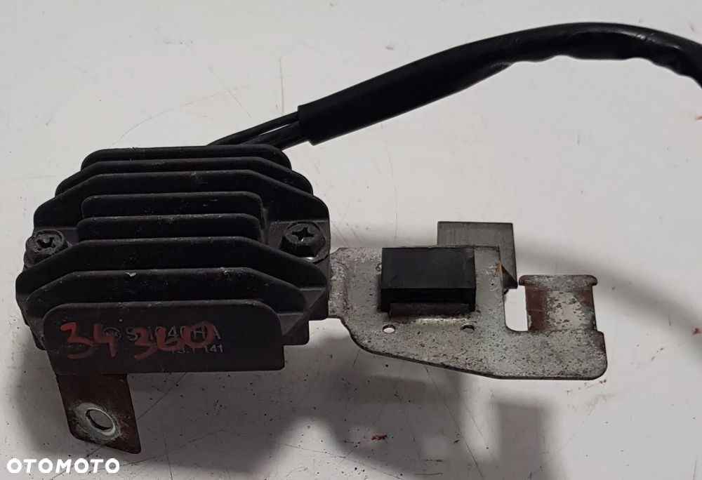Suzuki GS500F Regulator napięcia - 1