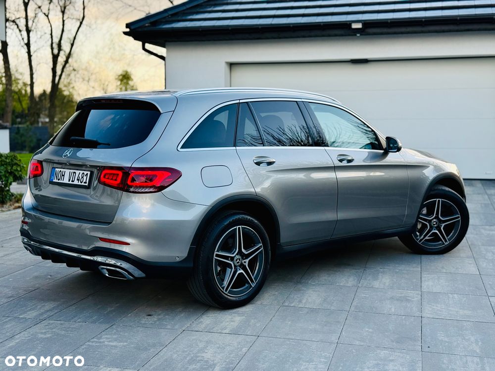 Mercedes-Benz GLC 250 4Matic 9G-TRONIC AMG Line - 40